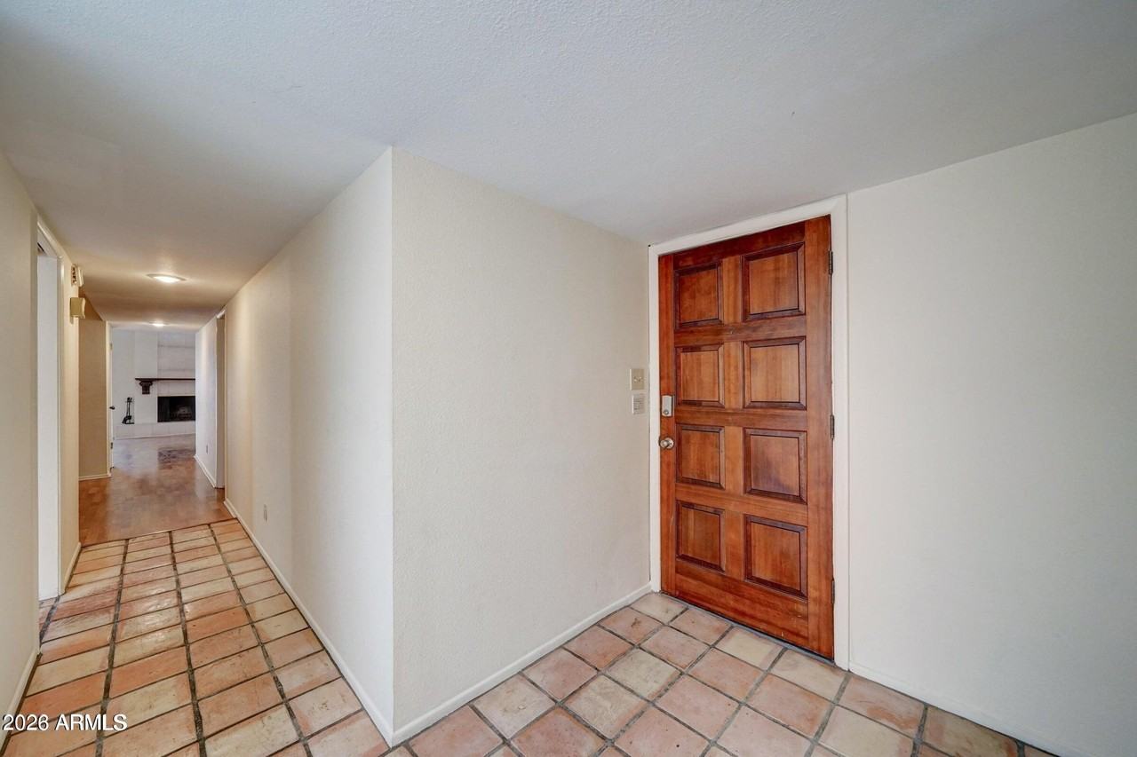 616 E Manzanita Pl - Photo 7 of 30