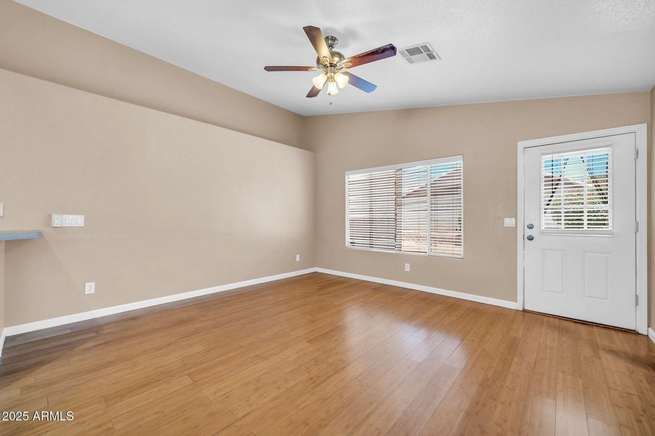 8544 W Cherry Hills Dr - Photo 7 of 40