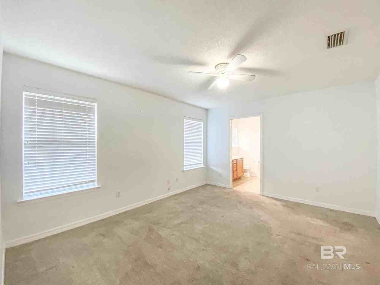 9841 Watkins Dr - Photo 6 of 16