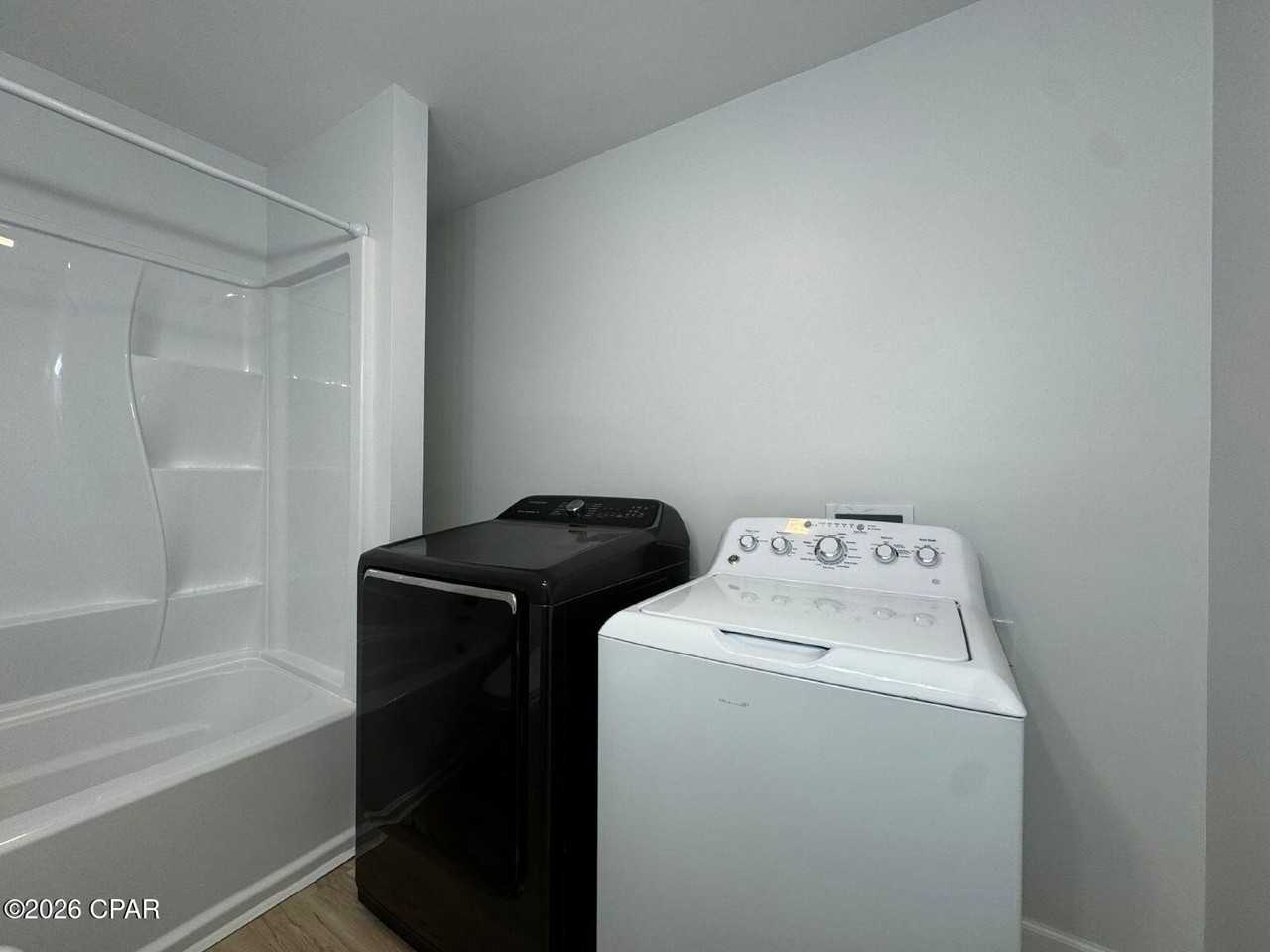 8003 Beach Dr Unit C - Photo 3 of 15