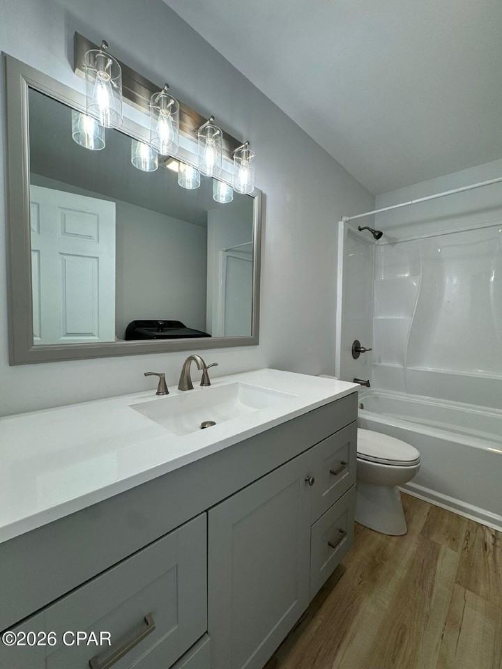 8003 Beach Dr Unit C - Photo 4 of 15