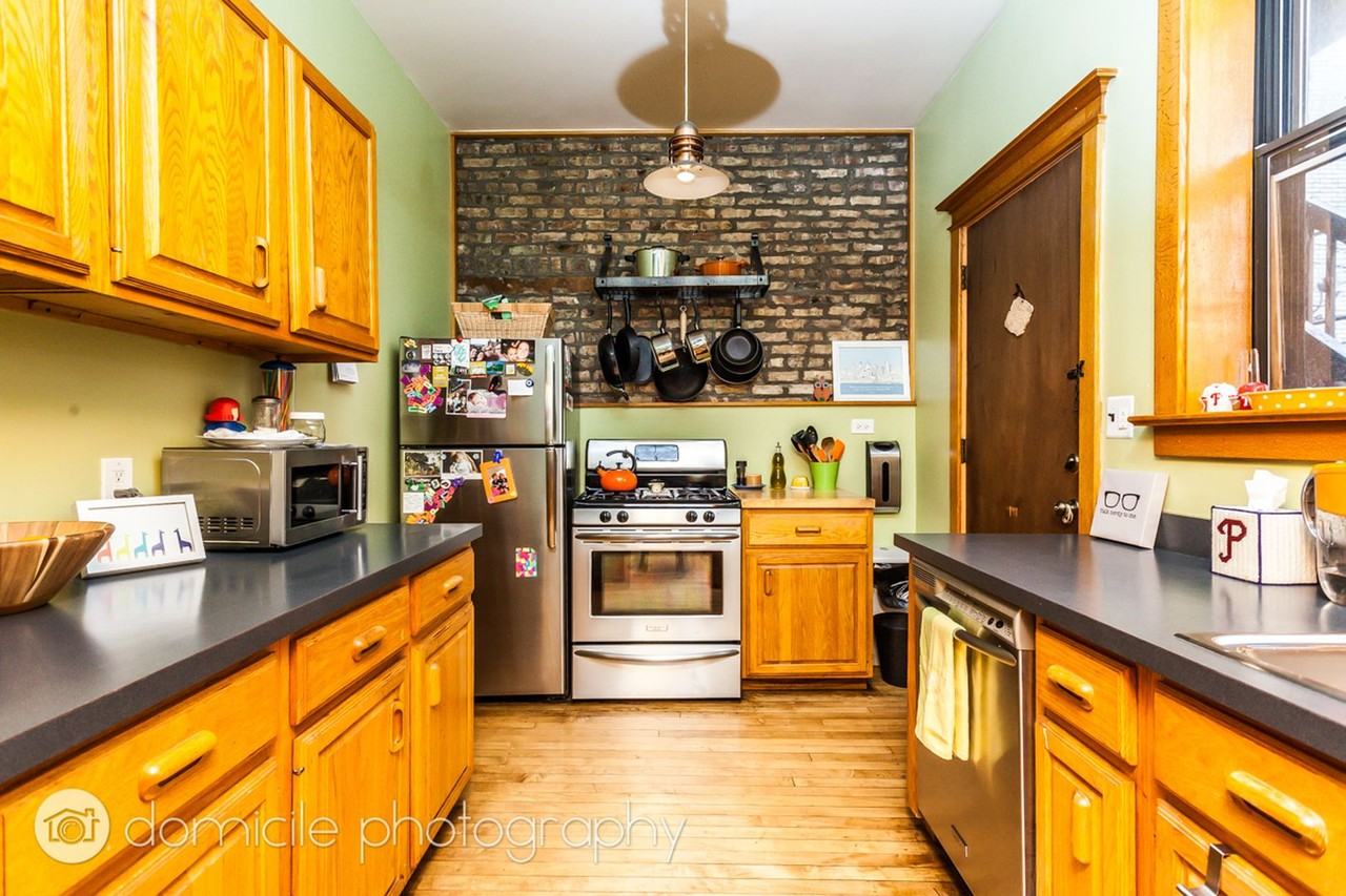 3747 N Pine Grove Ave #1 - Photo 2 of 16