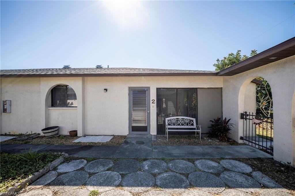 3706 Se 10th Ave Apt 2 - Photo 3 of 20