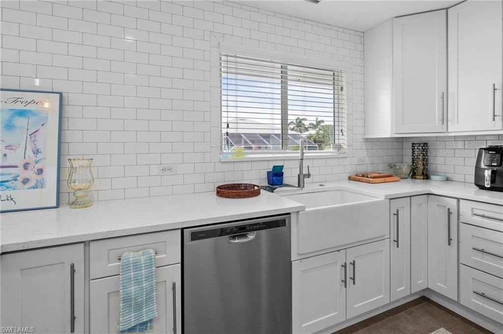 474 Lake Murex Cir - Photo 7 of 35