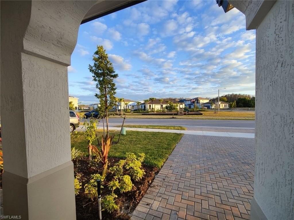 5871 Cassidy Ln - Photo 7 of 32