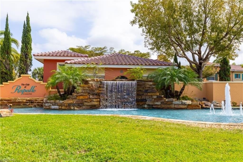 8641 Piazza Del Lago Cir Unit 203 - Photo 5 of 25