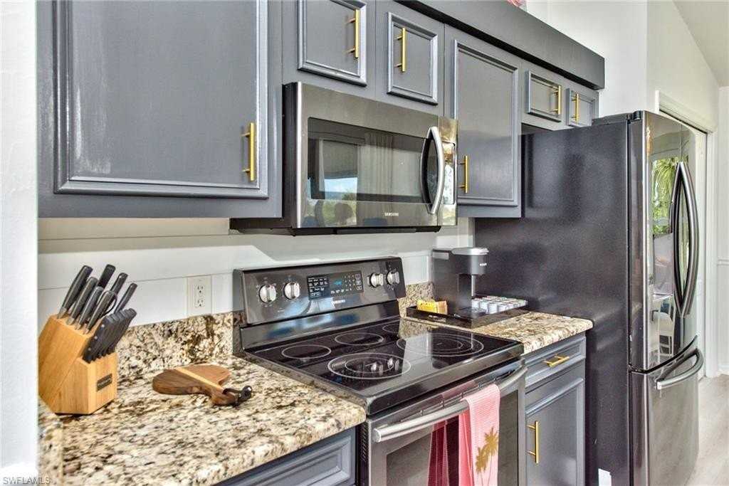 21340 Lancaster Run Unit 1327 - Photo 6 of 27