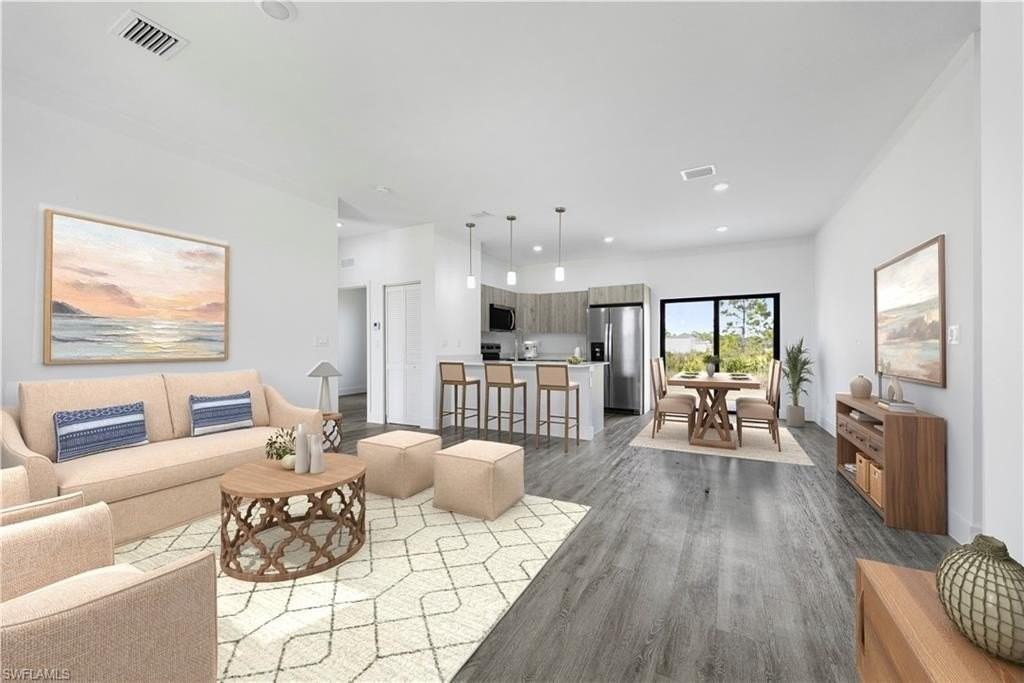 1217 Cellini St E - Photo 4 of 23