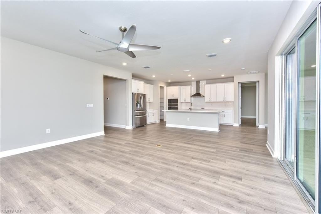 2091 Grove Dr Lot 38 - Photo 3 of 34