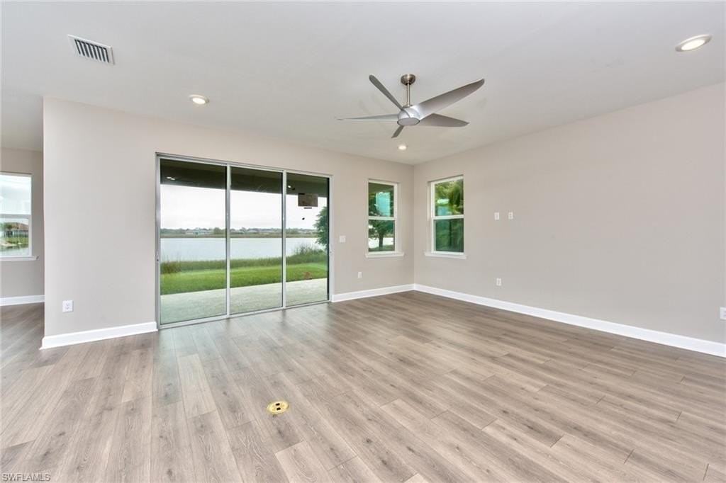 2091 Grove Dr Lot 38 - Photo 4 of 34