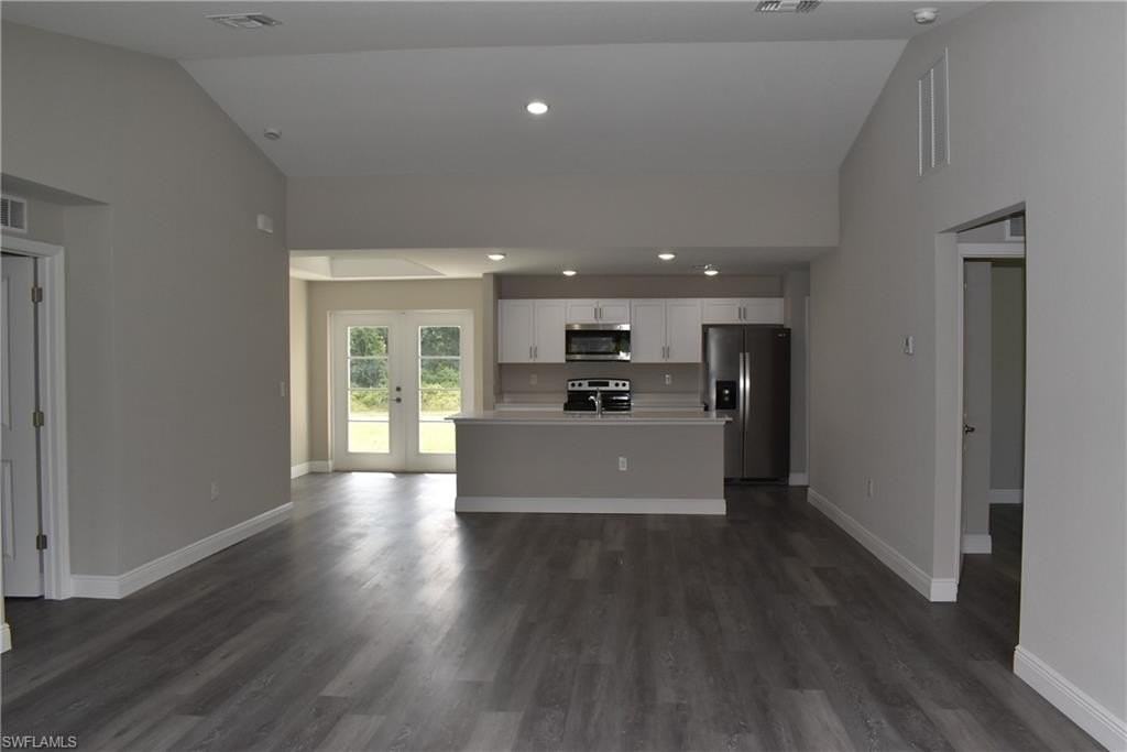 2863 Vineyard Cir - Photo 7 of 23