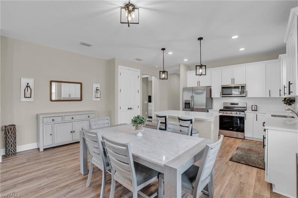 17345 Corsini Dr - Photo 7 of 50