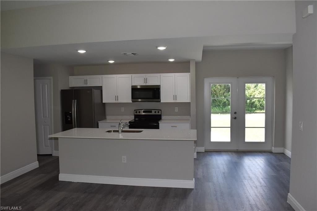 20217 Renwick Ave - Photo 3 of 26