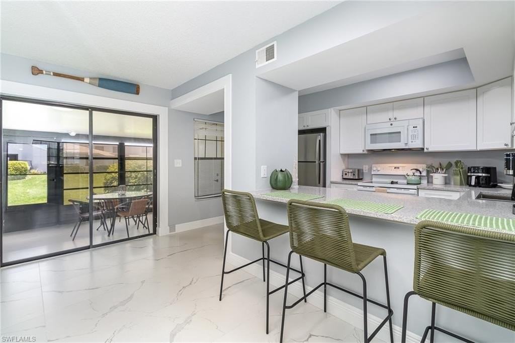 146 Clyburn Way W Unit I-6 - Photo 7 of 26