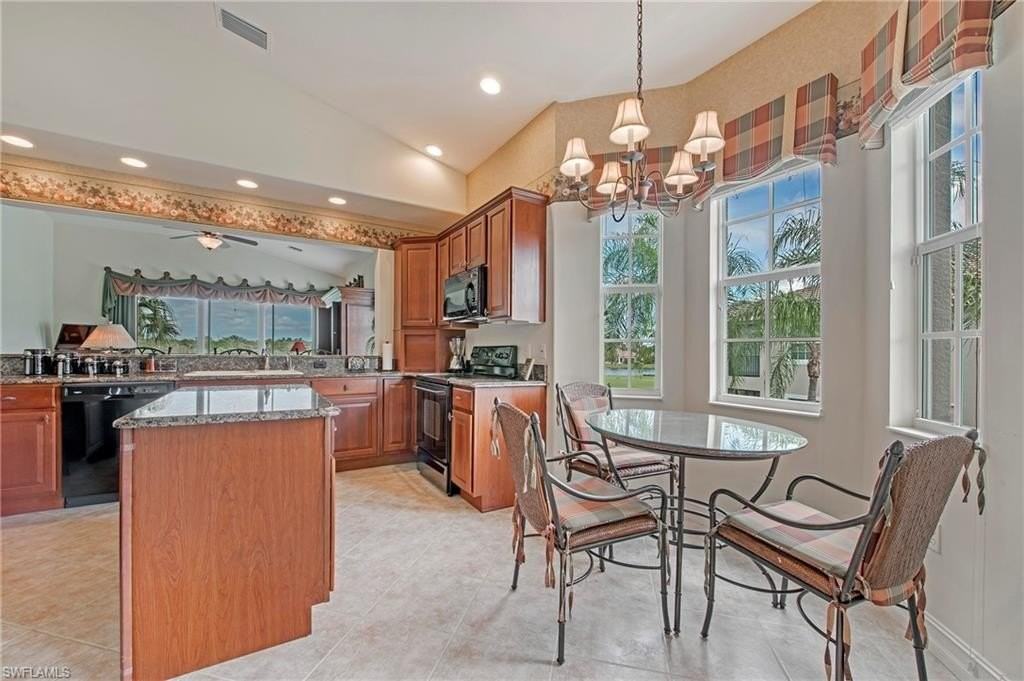 10141 Bellavista Cir Apt 604 - Photo 7 of 50