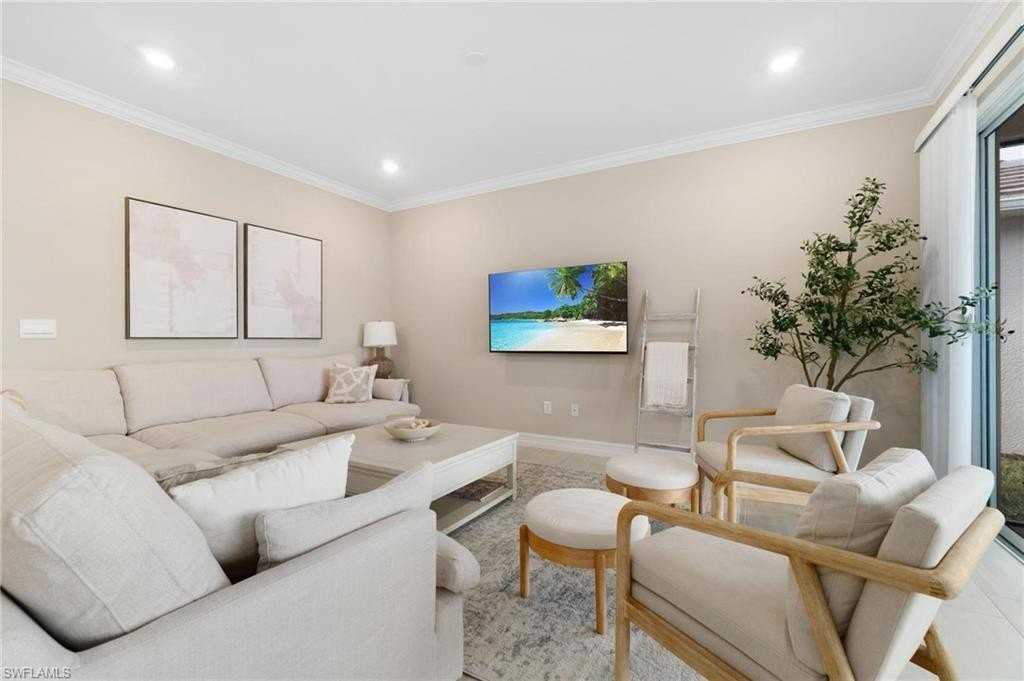 16765 Siesta Drum Way - Photo 5 of 48