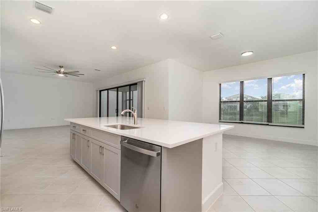 12750 Woodbury Dr Lot 17 - Photo 7 of 26