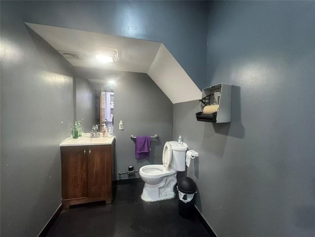 6222 18th Ave - Photo 6 of 9