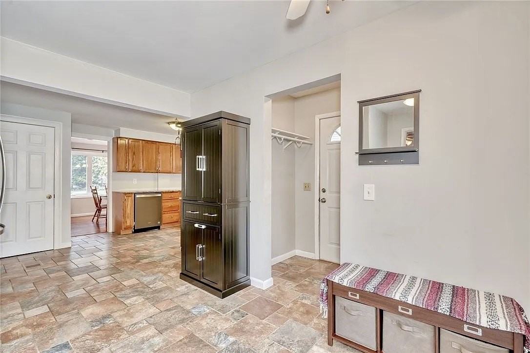 78 Kimbark Rd - Photo 7 of 27