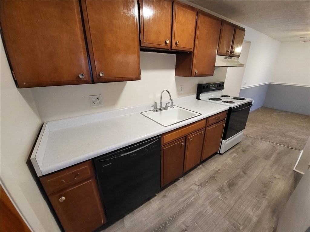 7554 Victor Mendon Rd Apt 23 - Photo 5 of 13