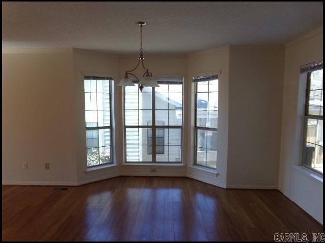 8 Forest Cir - Photo 6 of 23