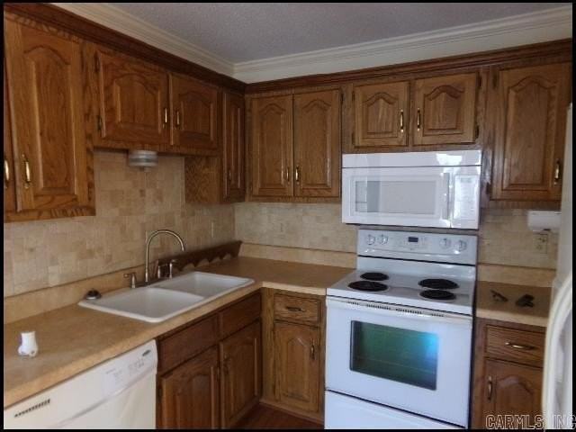 8 Forest Cir - Photo 7 of 23