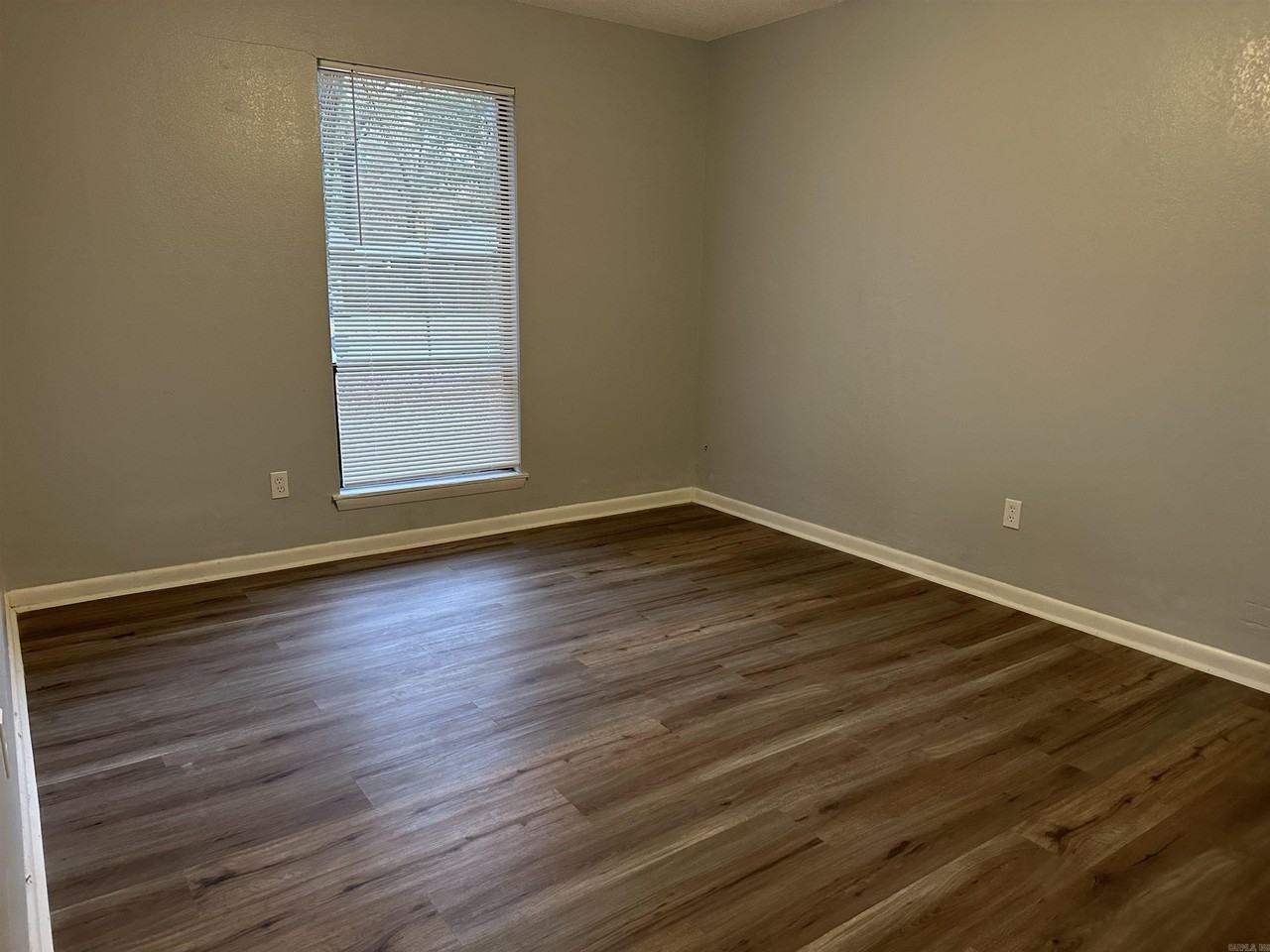 9923 Whispering Pine Dr - Photo 7 of 17