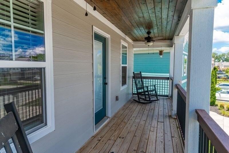 5390 Reneau Way - Photo 6 of 35