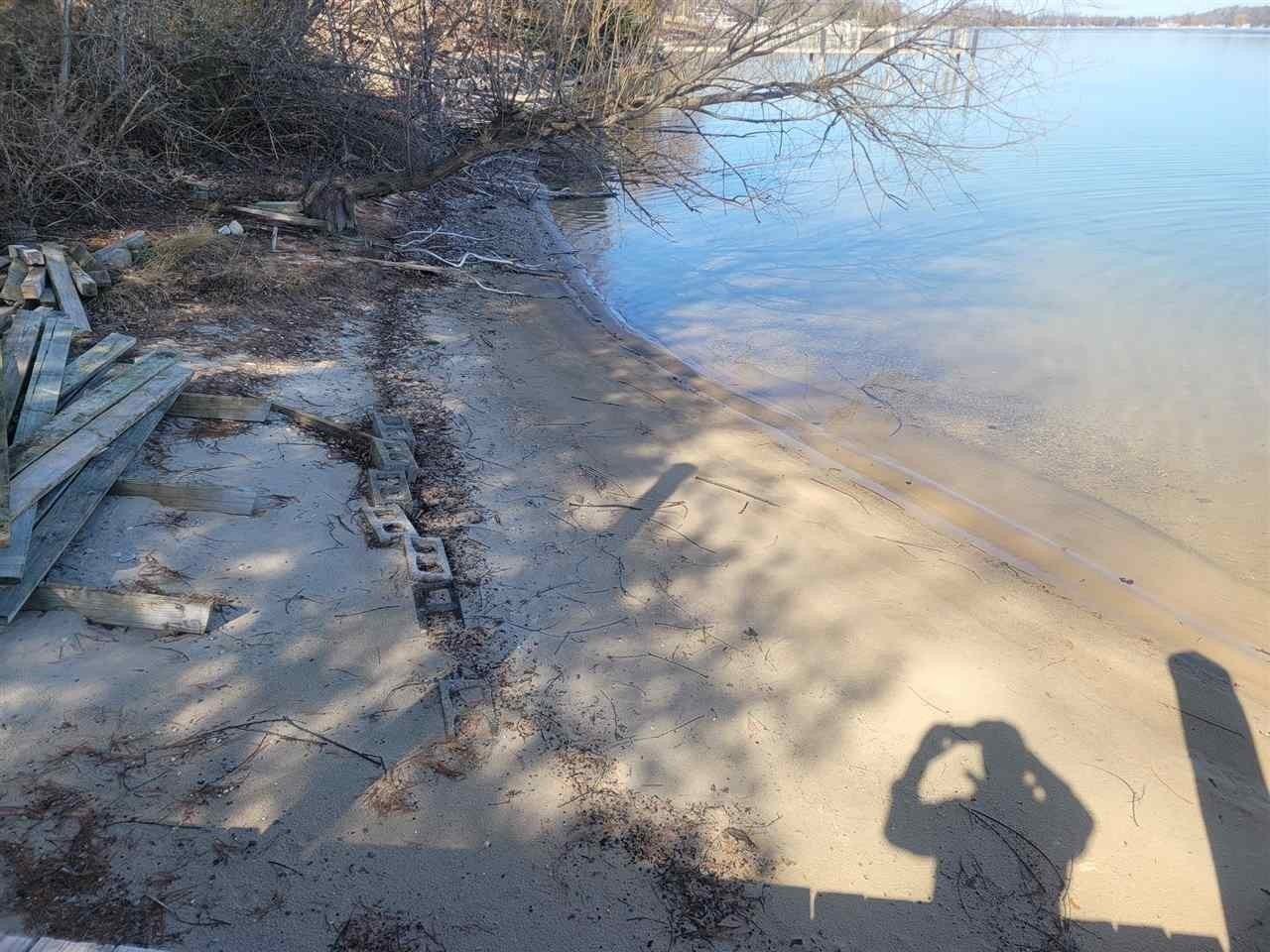 9545 Holy Island Rd - Photo 2 of 17