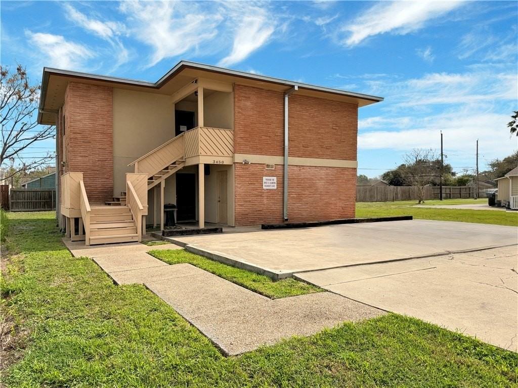 3450 S Alameda St - Photo 2 of 16