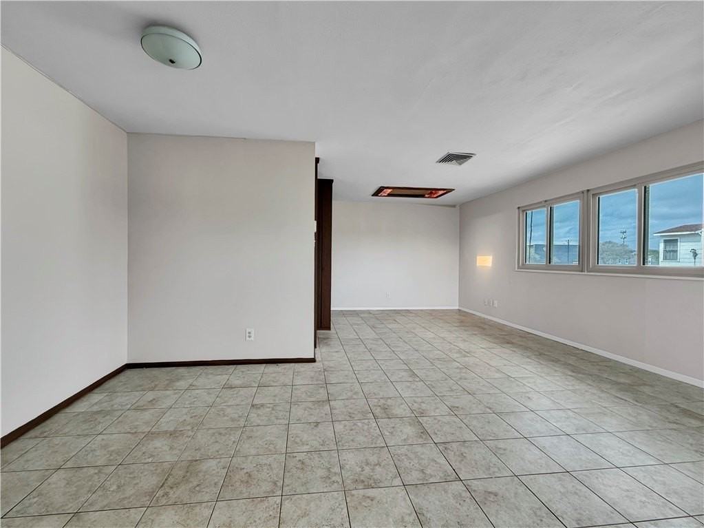 3450 S Alameda St - Photo 6 of 16