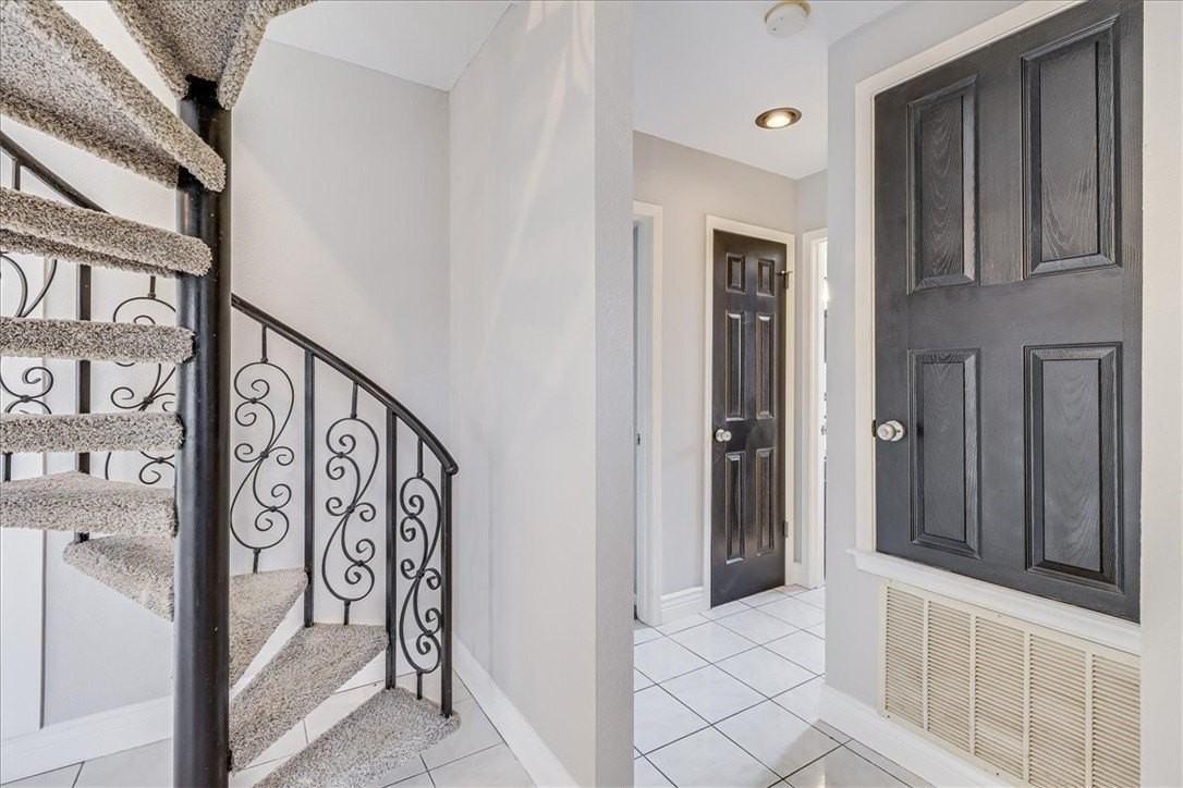 2938 River Crest Rd - Photo 5 of 39