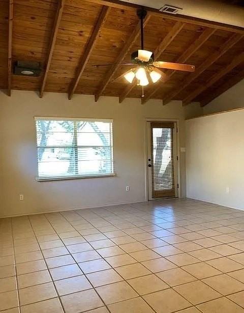 335 Flatrock Dr - Photo 5 of 17