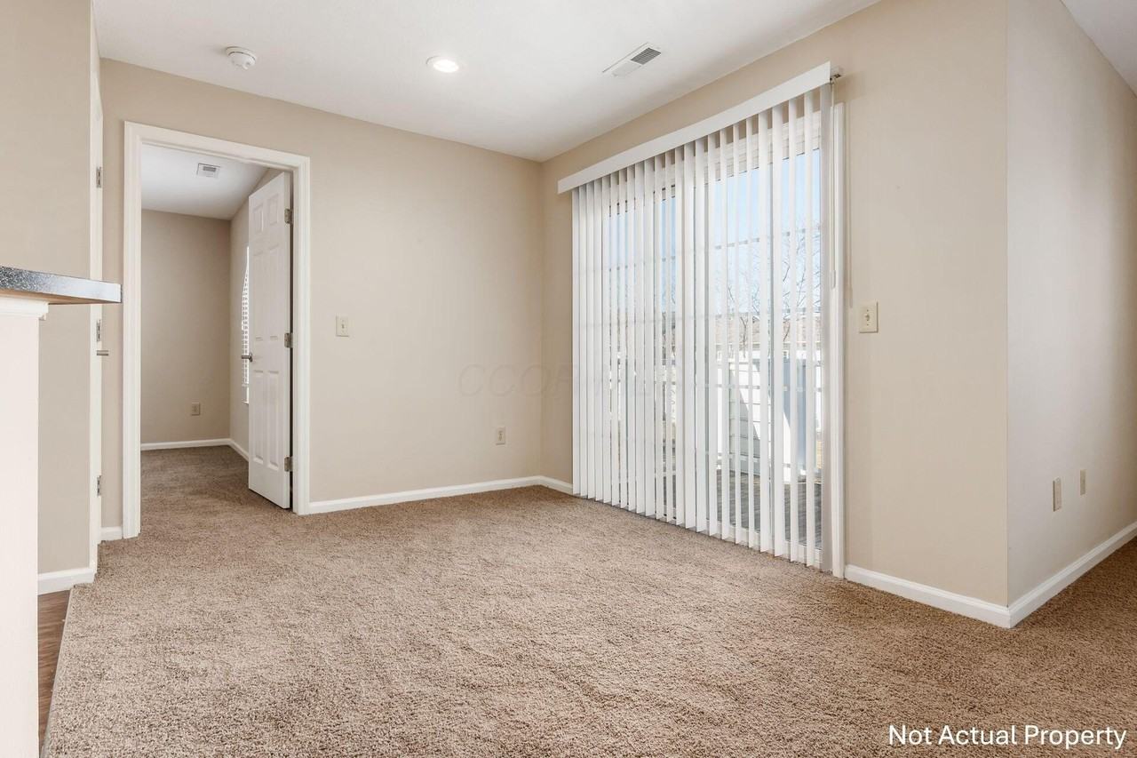 5007 Aspen Pine Blvd - Photo 6 of 33