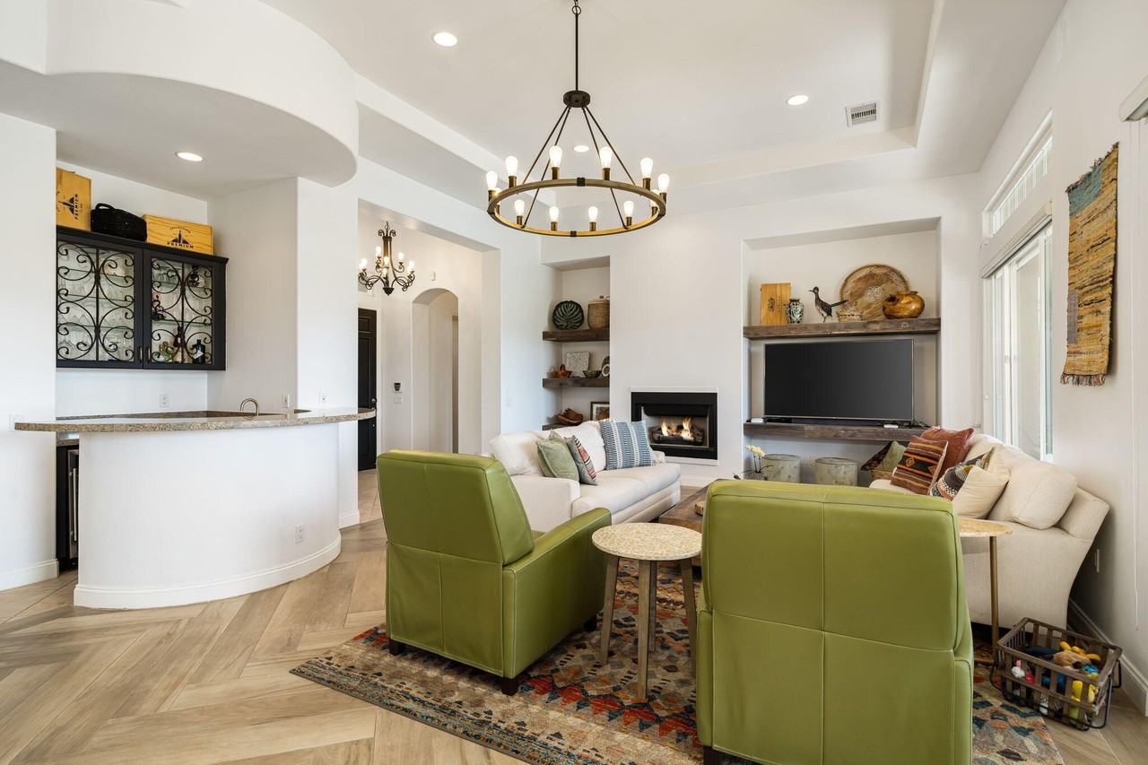 96 Via Bella - Photo 3 of 50