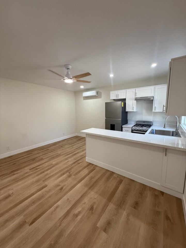 72440 Cactus Dr #2 - Photo 7 of 27