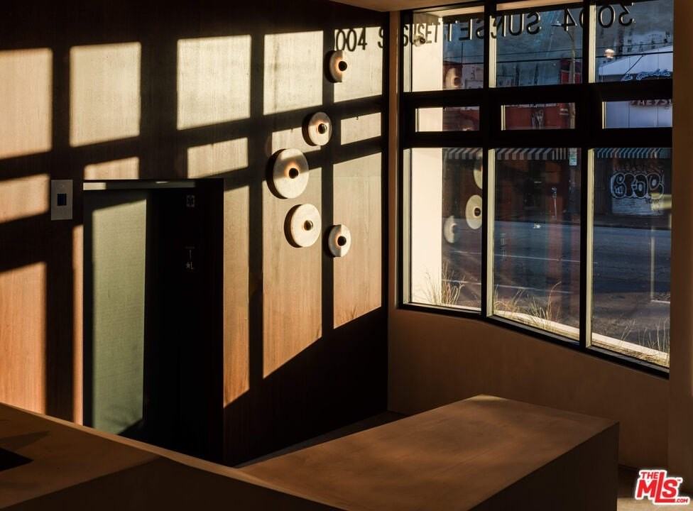 3004 W Sunset Blvd Apt 519 - Photo 3 of 27