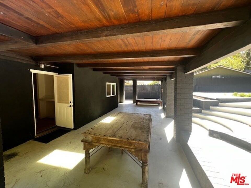 4049 Monterey Rd - Photo 7 of 30