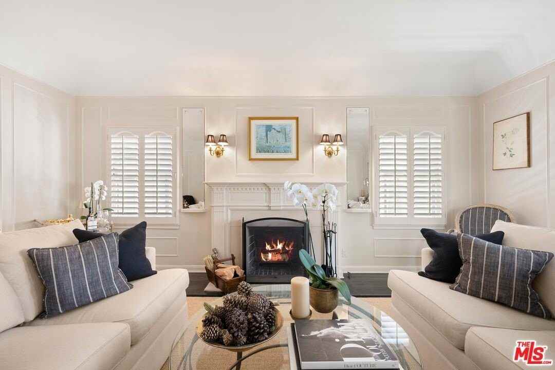 2818 Washington Ave - Photo 3 of 19