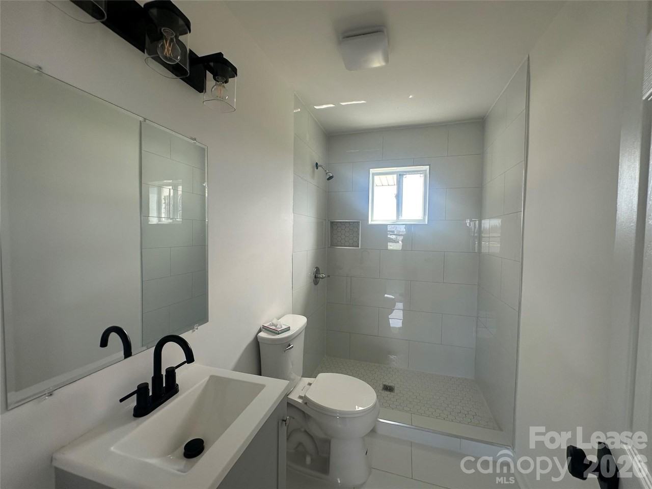 814 Aileen Cir - Photo 7 of 10