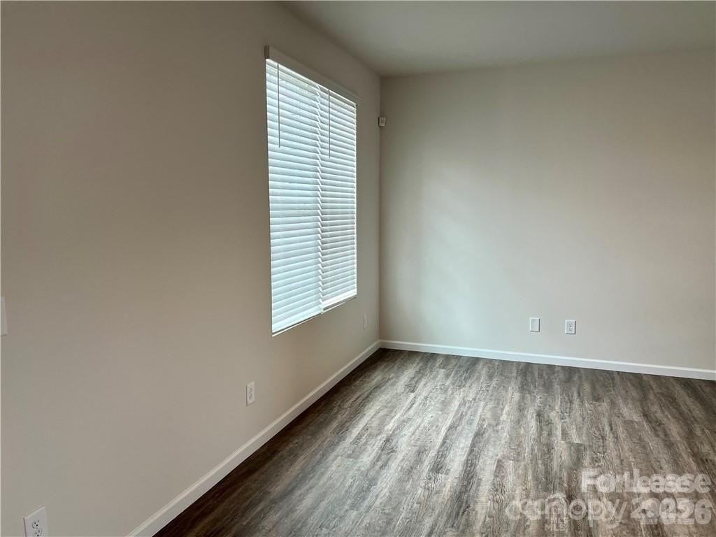 1017 Beatty Woods Dr - Photo 4 of 22