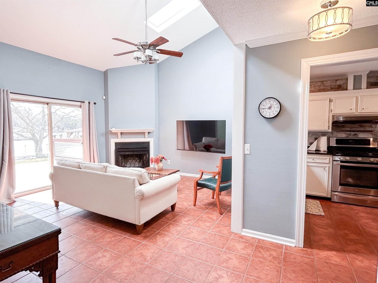 29 Boardwalk Ln - Photo 5 of 12