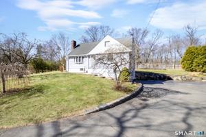 featured image of 63 Alpine St