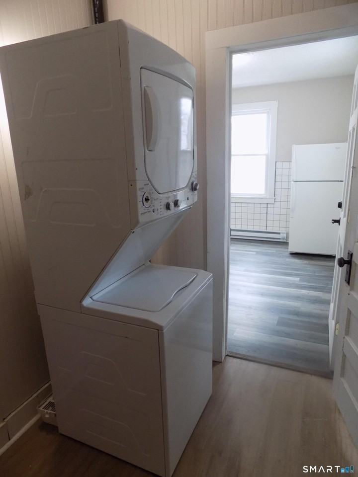 182 West St - Photo 7 of 31