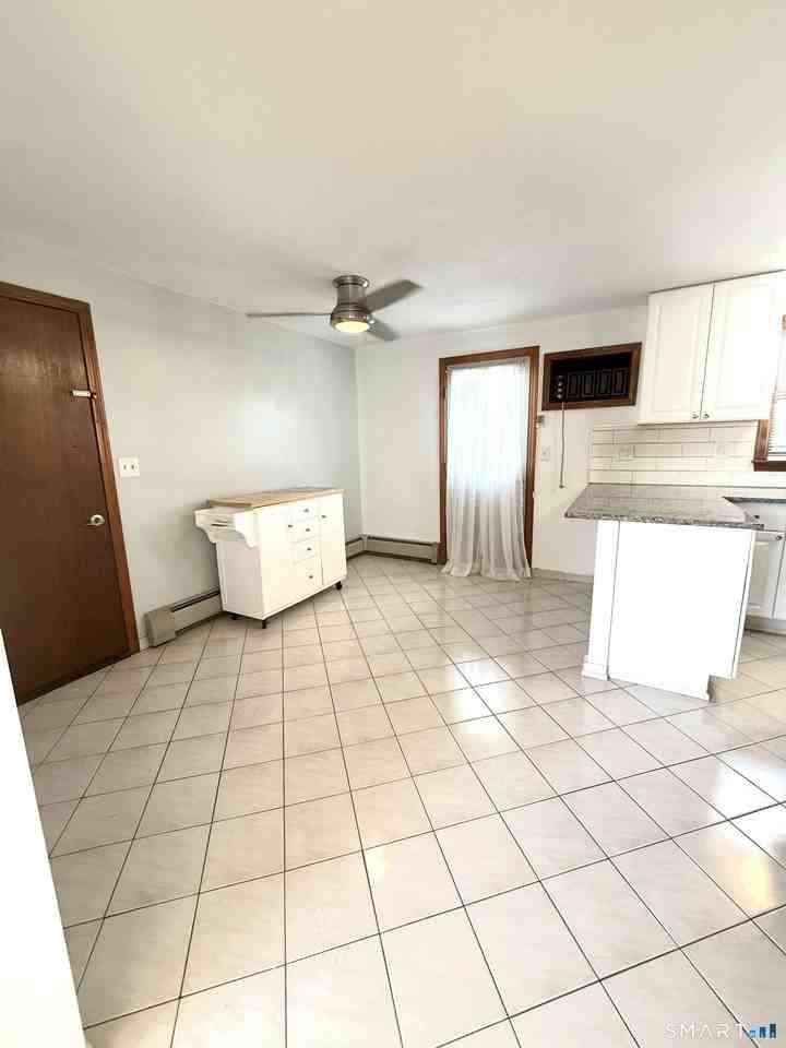 189 Oakland Ave - Photo 4 of 12