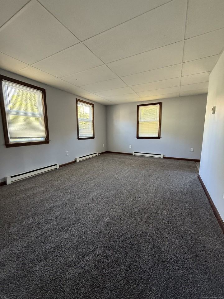 20 Garvin St Apt 1a - Photo 4 of 10