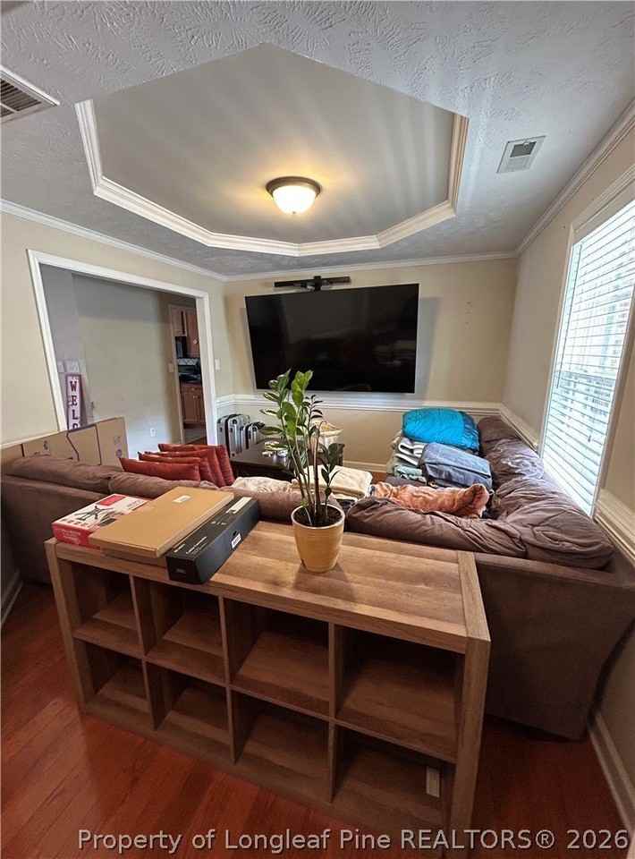 889 Louisiana Dr - Photo 3 of 20