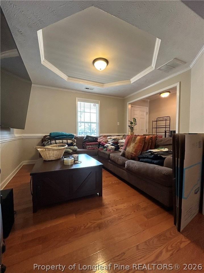 889 Louisiana Dr - Photo 4 of 20