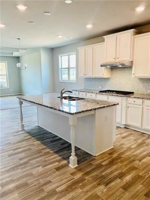 3070 Andover Trl - Photo 4 of 41