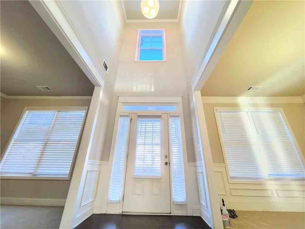 3068 Ivy Crossing Dr - Photo 2 of 44